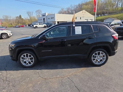 2022 Jeep Compass Latitude Lux