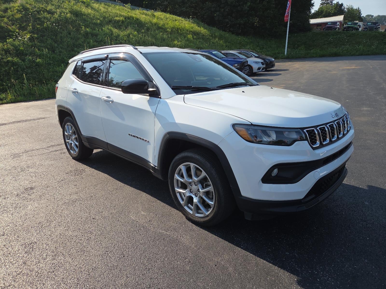 2024 Jeep Compass Latitude Lux 4x4