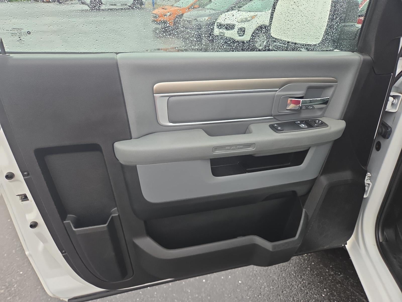 2019 RAM 1500 Classic Tradesman 4x2 Reg Cab 8' Box