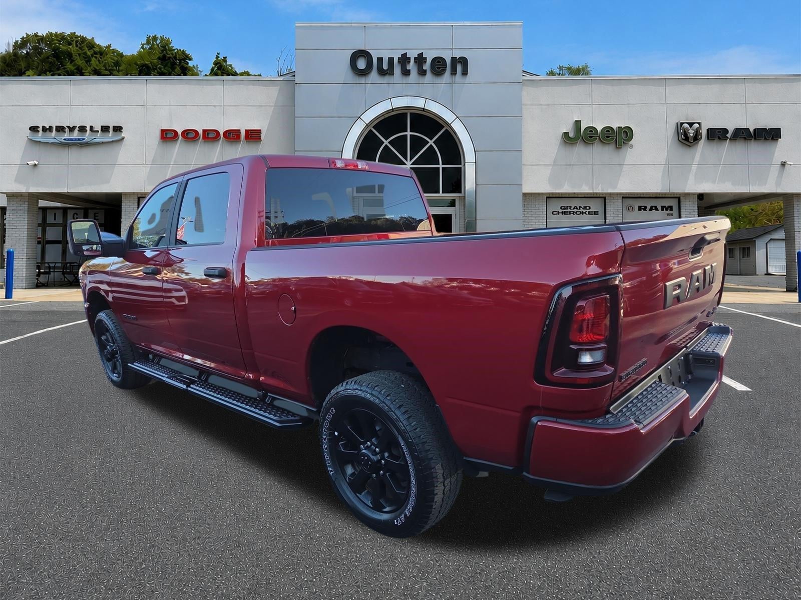 2026 RAM 2500 Big Horn 4x4 Crew Cab 6'4" Box