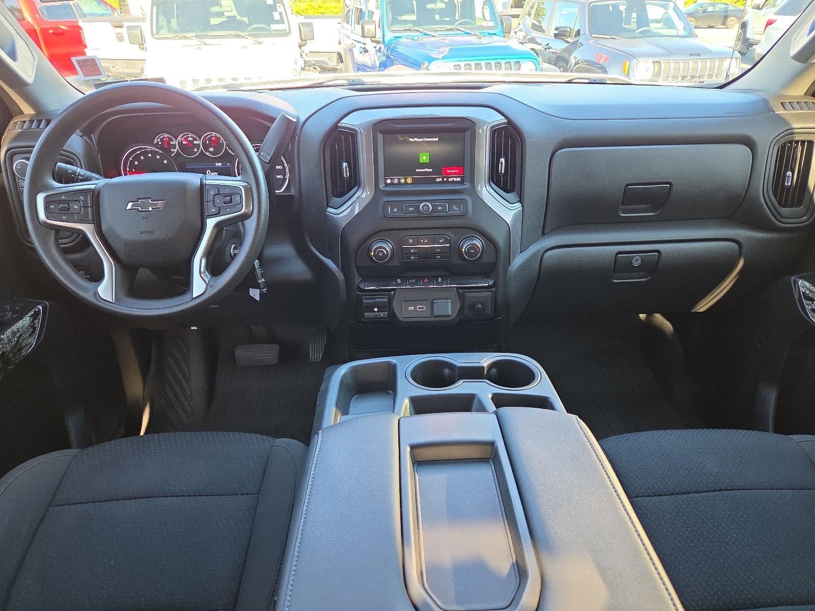 2021 Chevrolet Silverado 1500 Crew Cab Short Box 4-Wheel Drive Custom Trail Boss