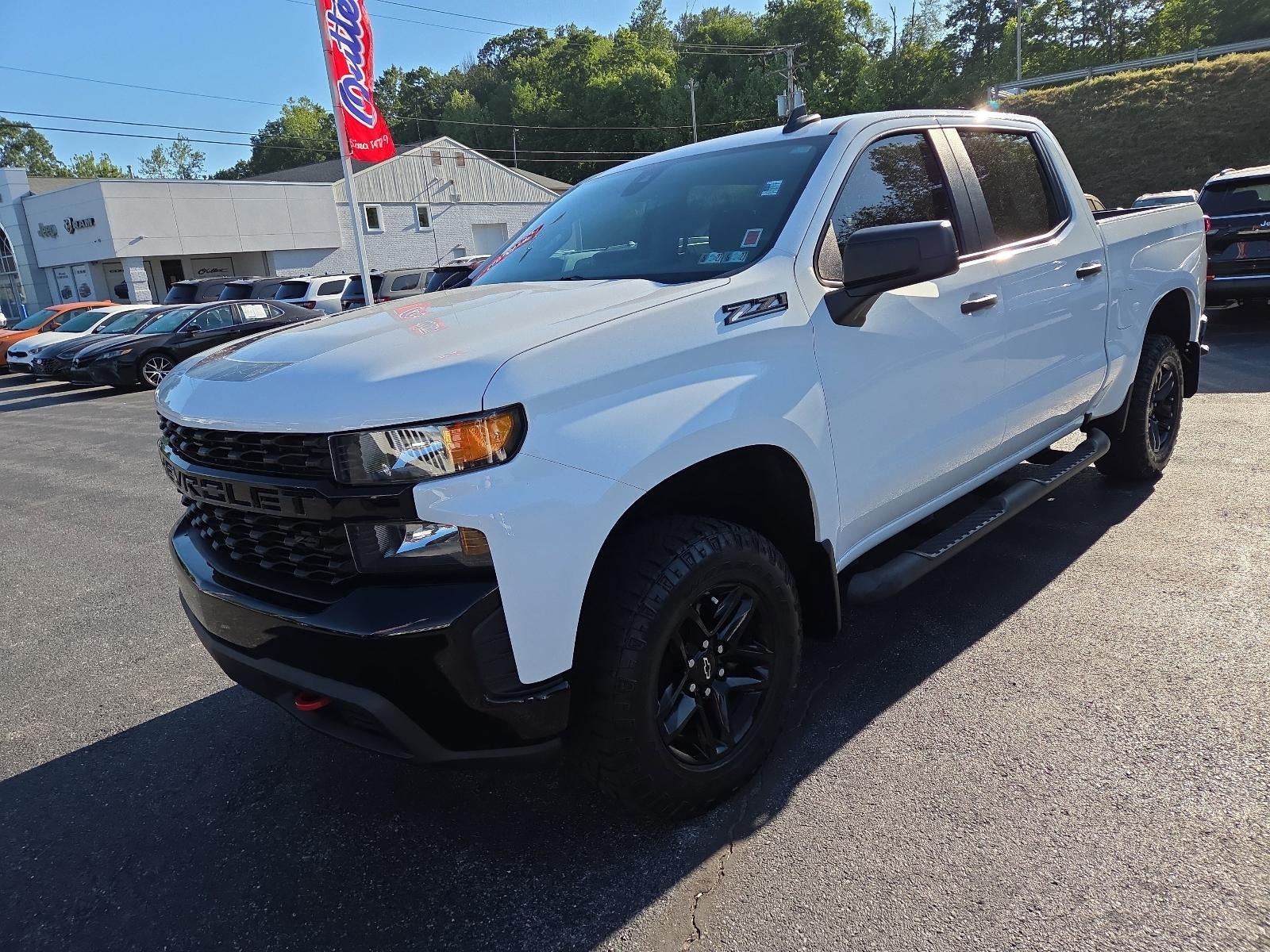 2021 Chevrolet Silverado 1500 Crew Cab Short Box 4-Wheel Drive Custom Trail Boss