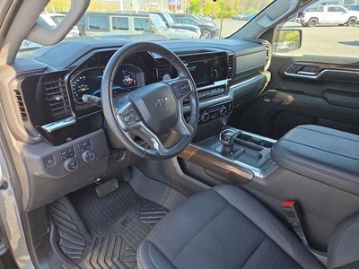 2023 Chevrolet Silverado 1500 Crew Cab Standard Box 4-Wheel Drive LT Trail Boss