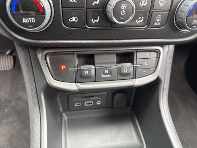 2023 GMC Terrain AWD 4dr AT4