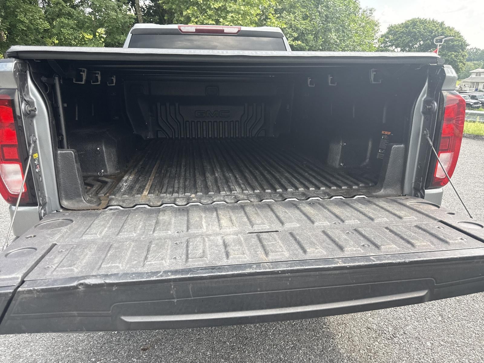 2021 GMC Sierra 1500 Crew Cab Standard Box 4-Wheel Drive Elevation