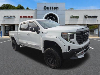 2023 GMC Sierra 1500 Crew Cab Short Box 4-Wheel Drive AT4