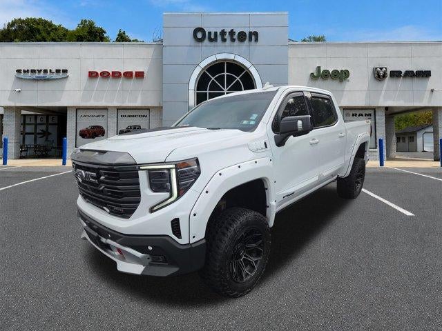 2023 GMC Sierra 1500 Crew Cab Short Box 4-Wheel Drive AT4