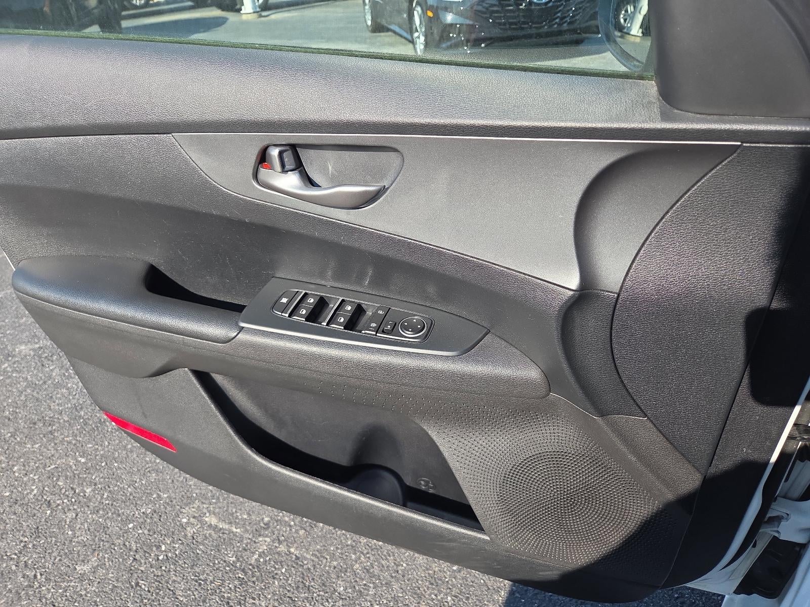 2020 Kia Forte LXS IVT