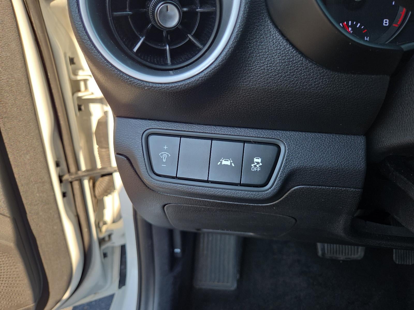 2020 Kia Forte LXS IVT