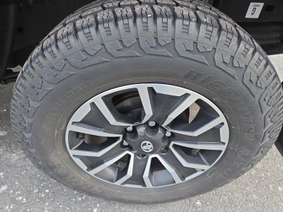 2021 Toyota Tacoma 4WD 4WD TRD Sport Double Cab 5' Bed V6 AT (Natl)