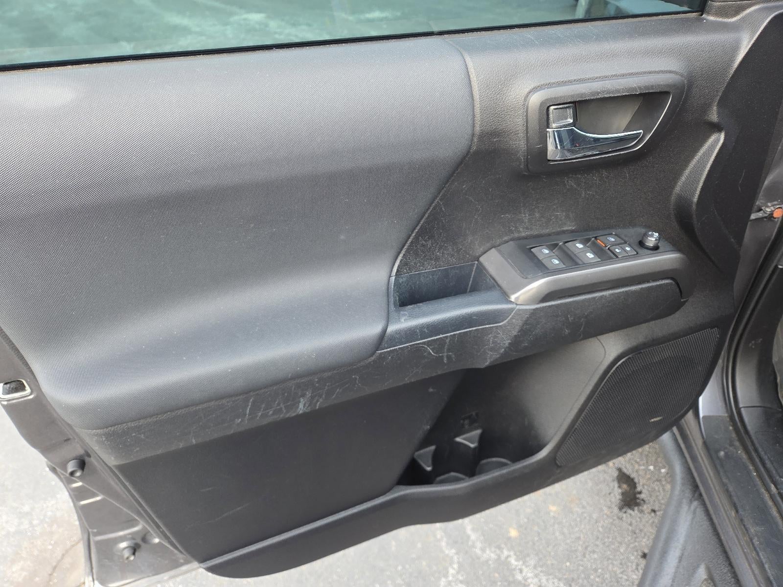 2021 Toyota Tacoma 4WD 4WD TRD Sport Double Cab 5' Bed V6 AT (Natl)