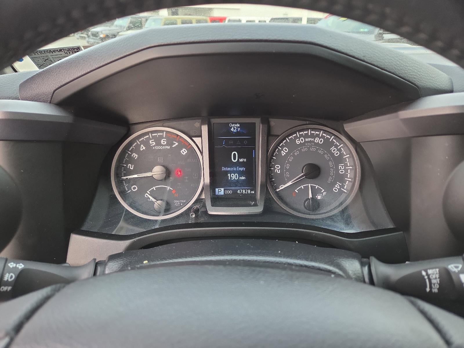 2021 Toyota Tacoma 4WD 4WD TRD Sport Double Cab 5' Bed V6 AT (Natl)