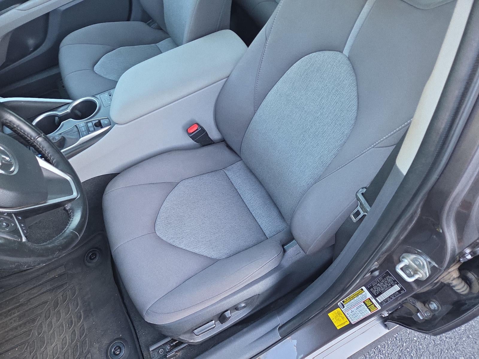 2022 Toyota Camry Hybrid LE CVT (Natl)