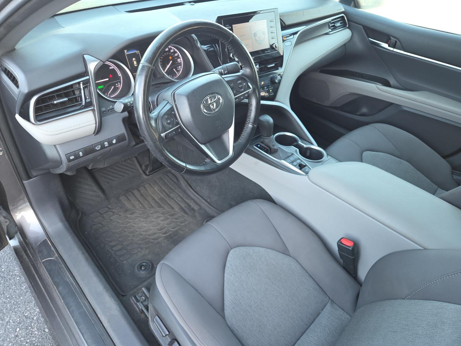 2022 Toyota Camry Hybrid LE CVT (Natl)