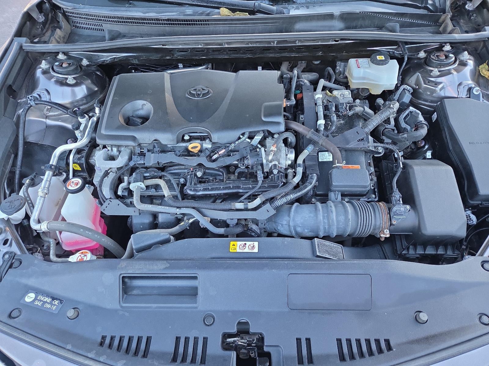 2022 Toyota Camry Hybrid LE CVT (Natl)