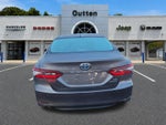 2022 Toyota Camry Hybrid LE CVT (Natl)