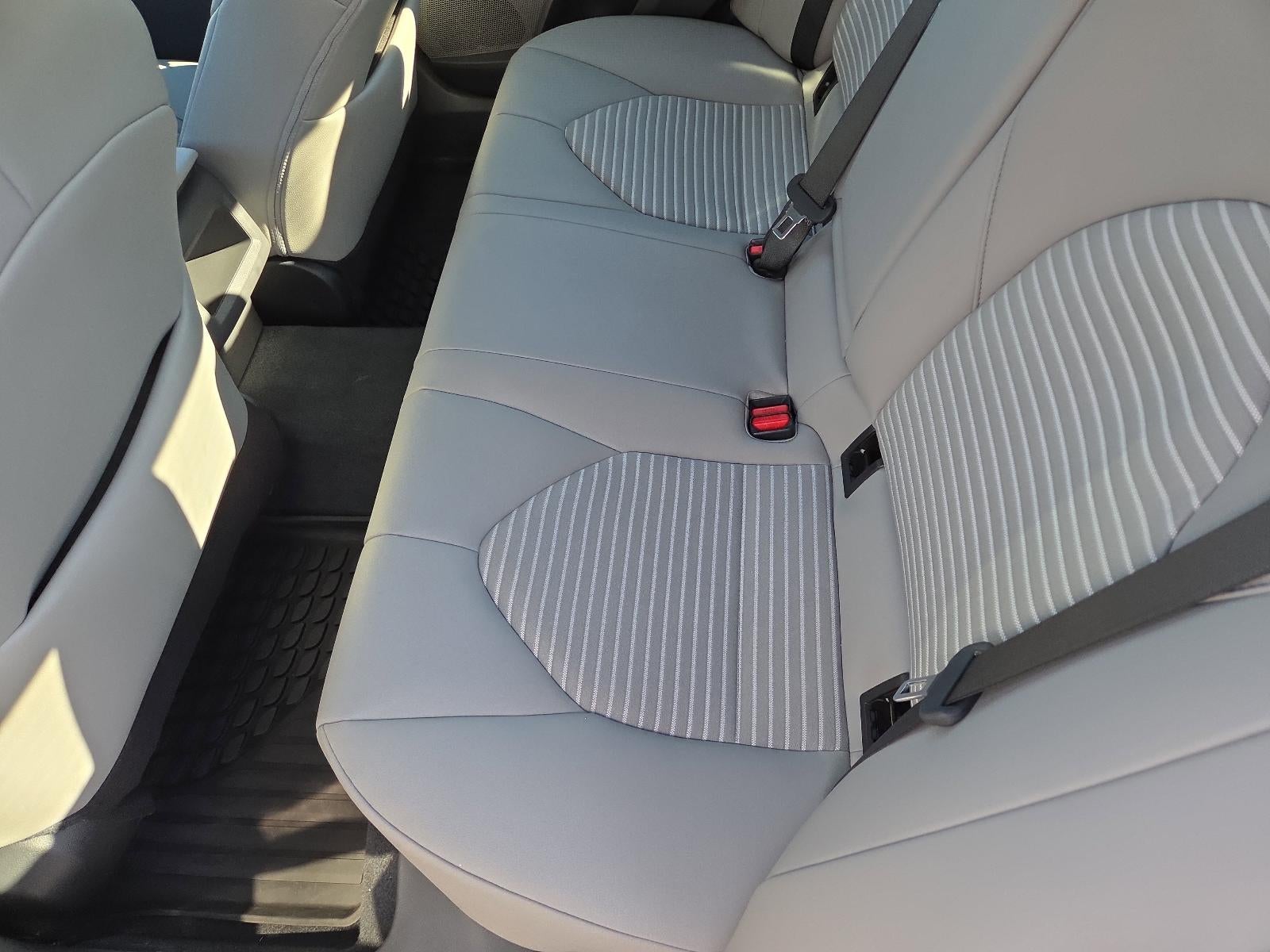 2023 Toyota Camry SE Auto AWD (Natl)