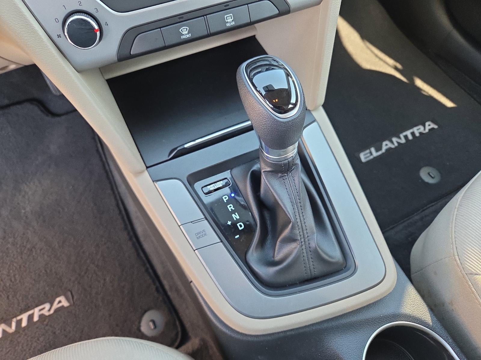 2018 Hyundai ELANTRA SEL 2.0L Auto