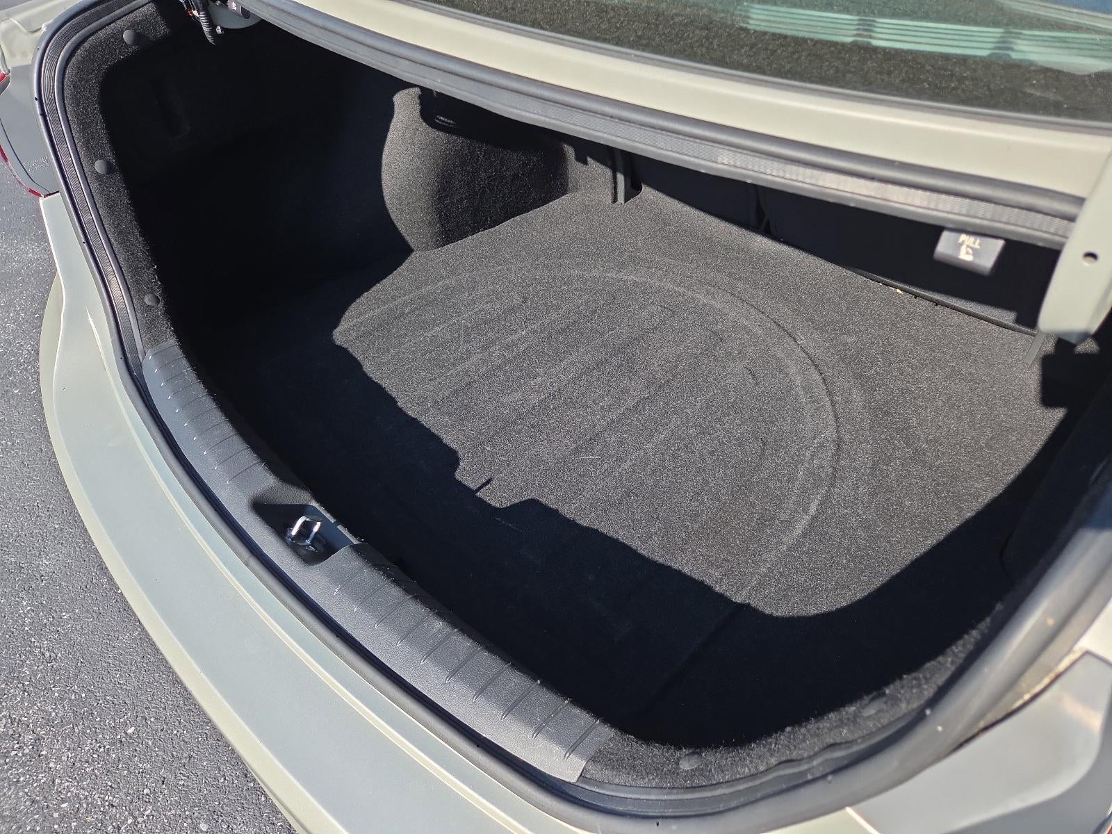 2018 Hyundai ELANTRA SEL 2.0L Auto