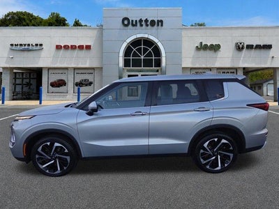 2023 Mitsubishi Outlander SE S-AWC