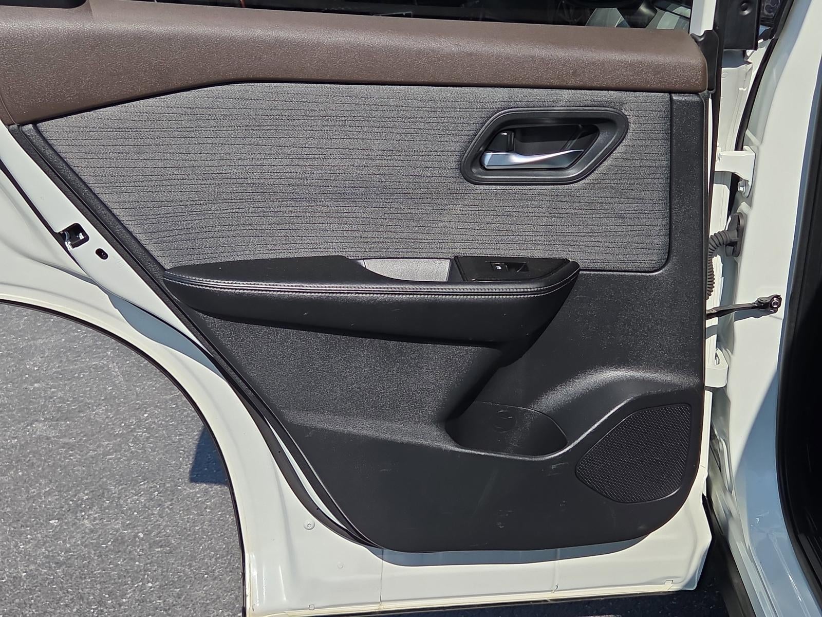 2021 Nissan Rogue AWD SV