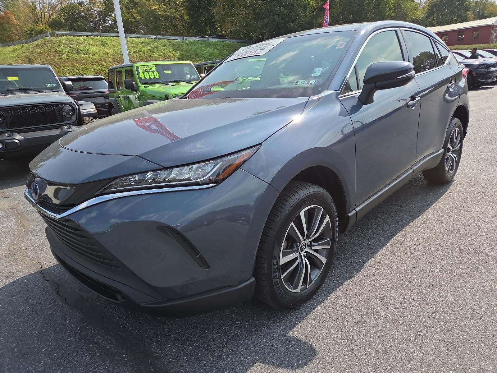 2022 Toyota Venza LE AWD (GS)