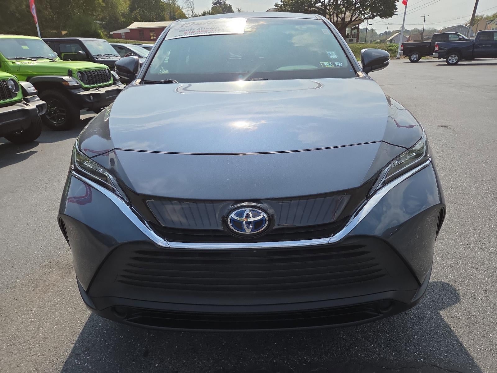 2022 Toyota Venza LE AWD (GS)