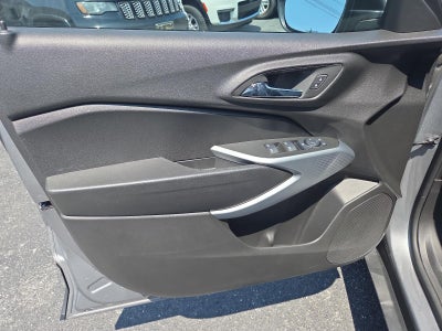 2025 Chevrolet Trax FWD 4dr LS