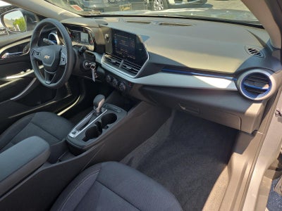 2025 Chevrolet Trax FWD 4dr LS