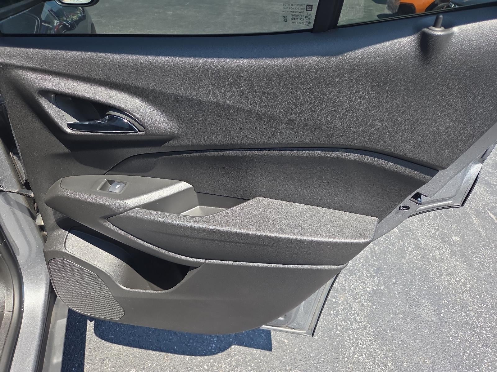 2025 Chevrolet Trax FWD 4dr LS
