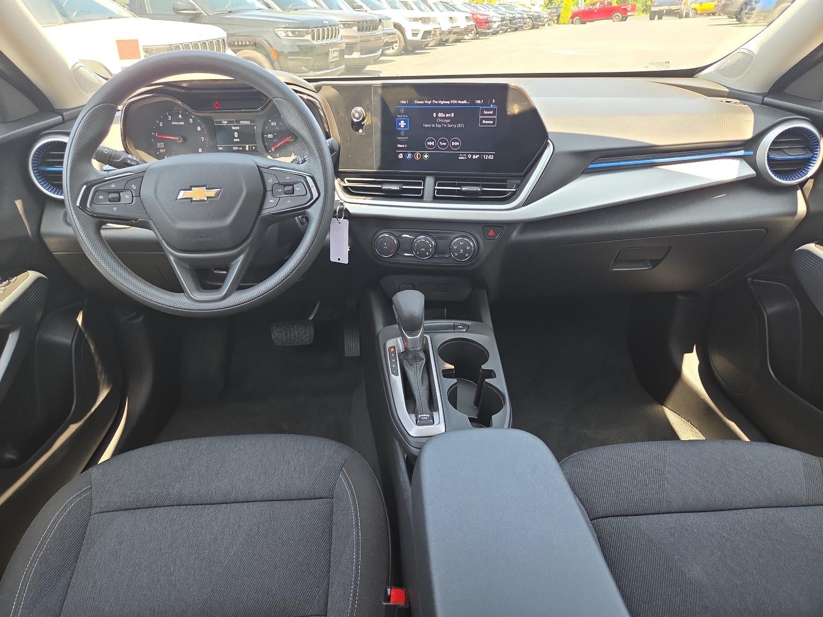2025 Chevrolet Trax FWD 4dr LS