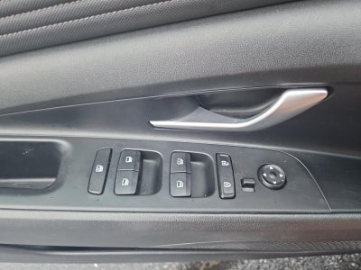 2023 Hyundai ELANTRA Limited IVT