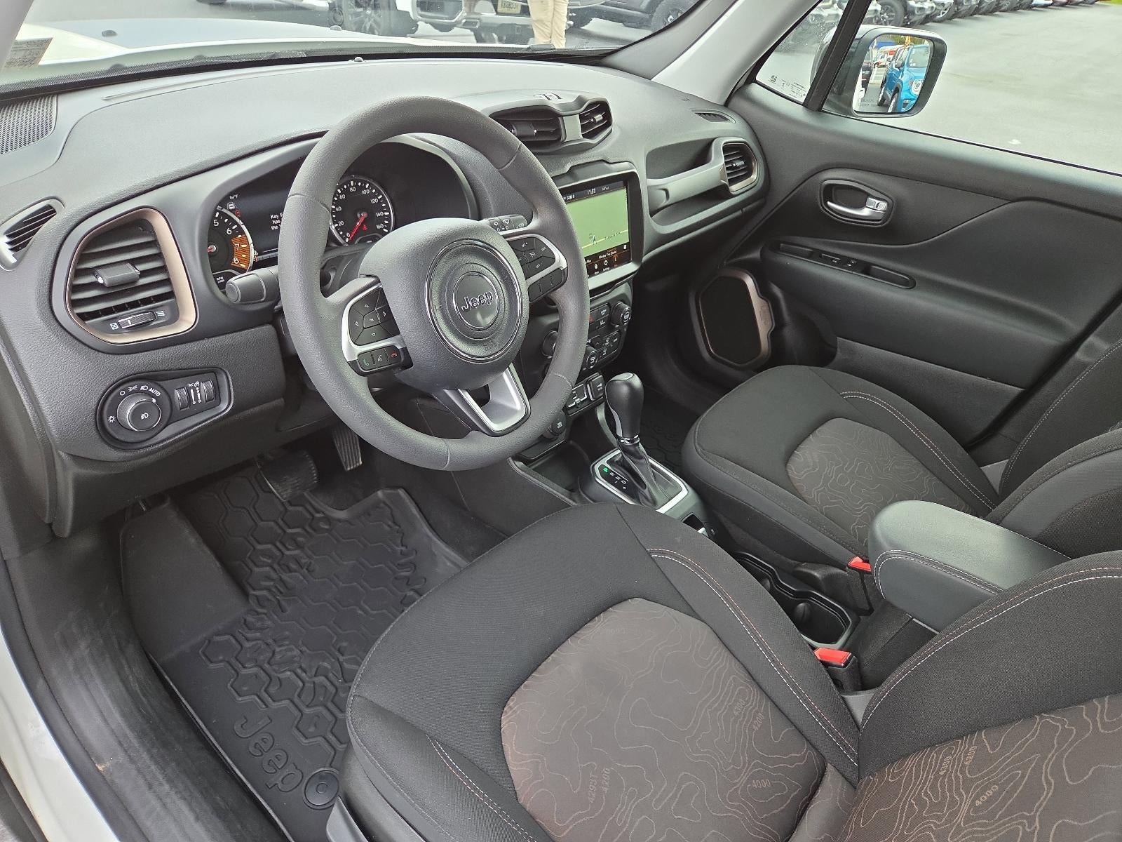 2023 Jeep Renegade (RED) Edition 4x4 *Ltd Avail*