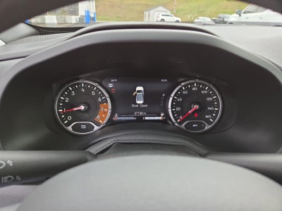 2023 Jeep Renegade (RED) Edition 4x4 *Ltd Avail*