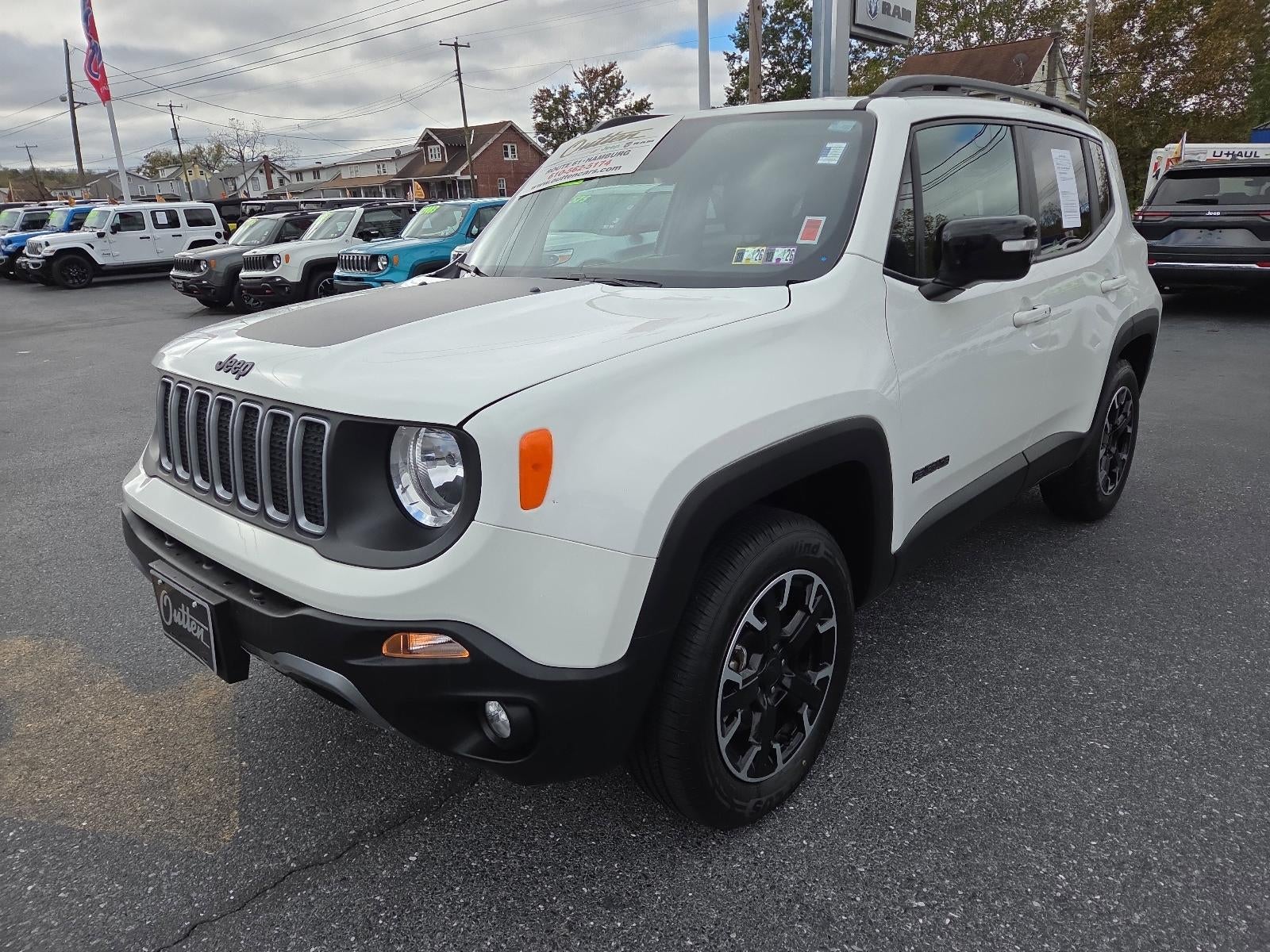 2023 Jeep Renegade (RED) Edition 4x4 *Ltd Avail*
