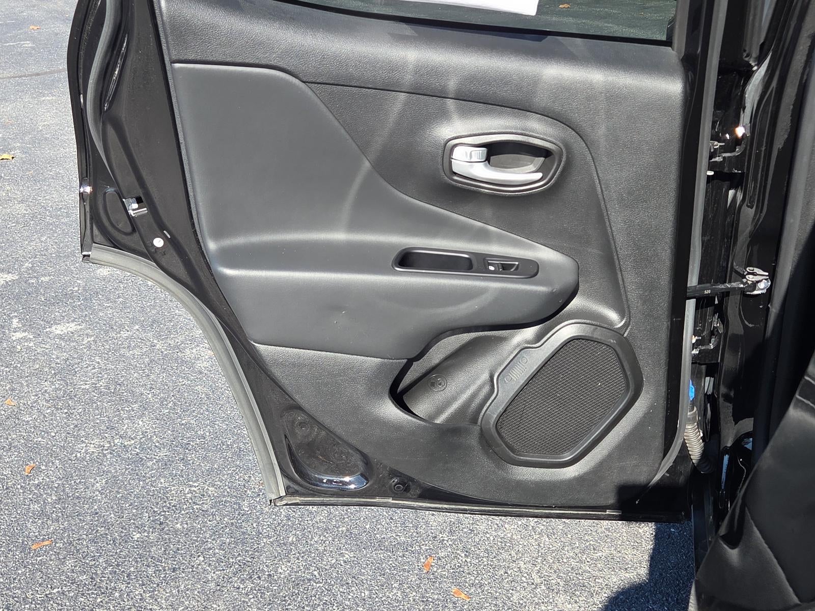 2023 Jeep Renegade Trailhawk 4x4