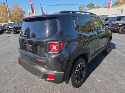 2023 Jeep Renegade Trailhawk 4x4