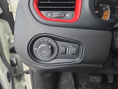 2023 Jeep Renegade Trailhawk 4x4