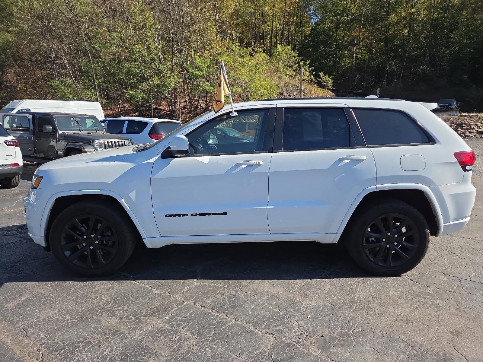 2021 Jeep Grand Cherokee Laredo X 4x4