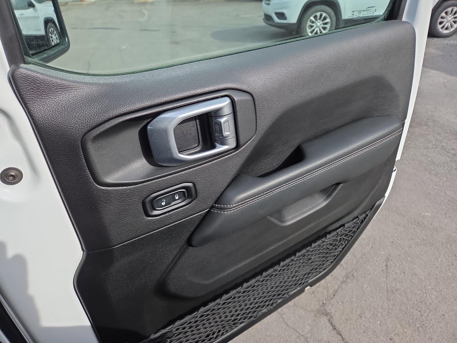 2021 Jeep Gladiator Overland 4x4