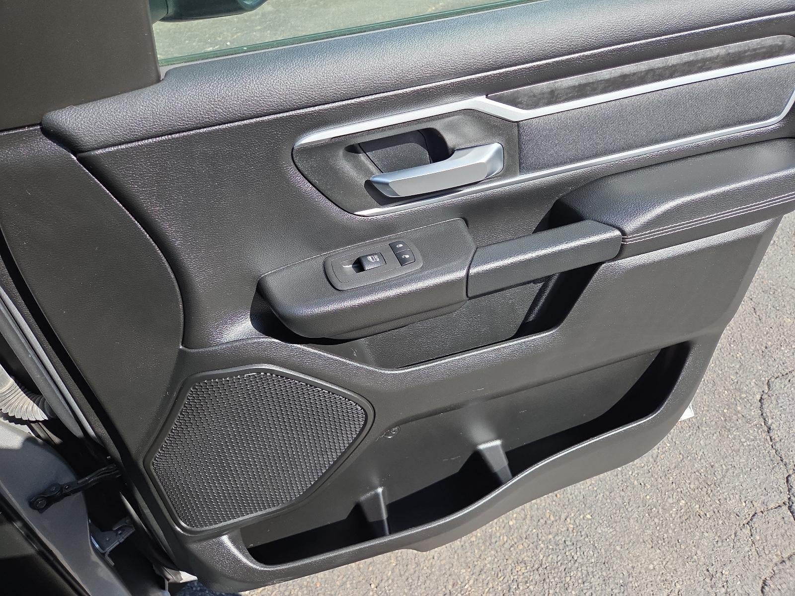 2022 RAM 1500 Big Horn 4x4 Quad Cab 6'4" Box