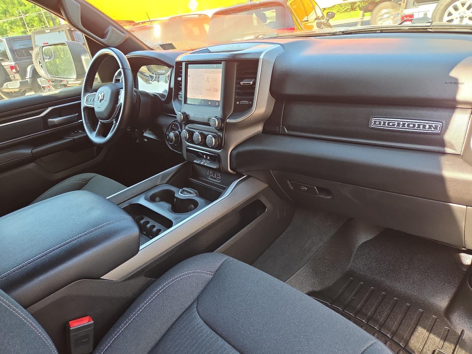 2022 RAM 1500 Big Horn 4x4 Quad Cab 6'4" Box