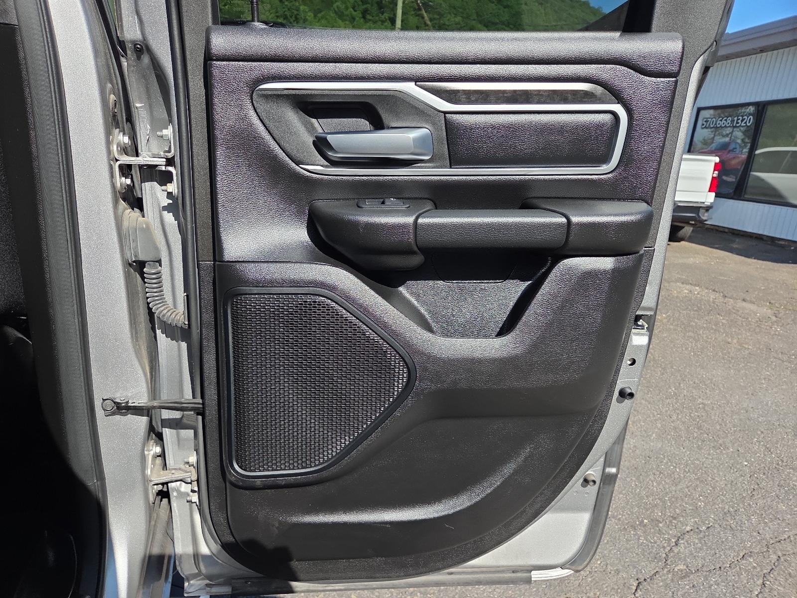 2022 RAM 1500 Big Horn 4x4 Quad Cab 6'4" Box