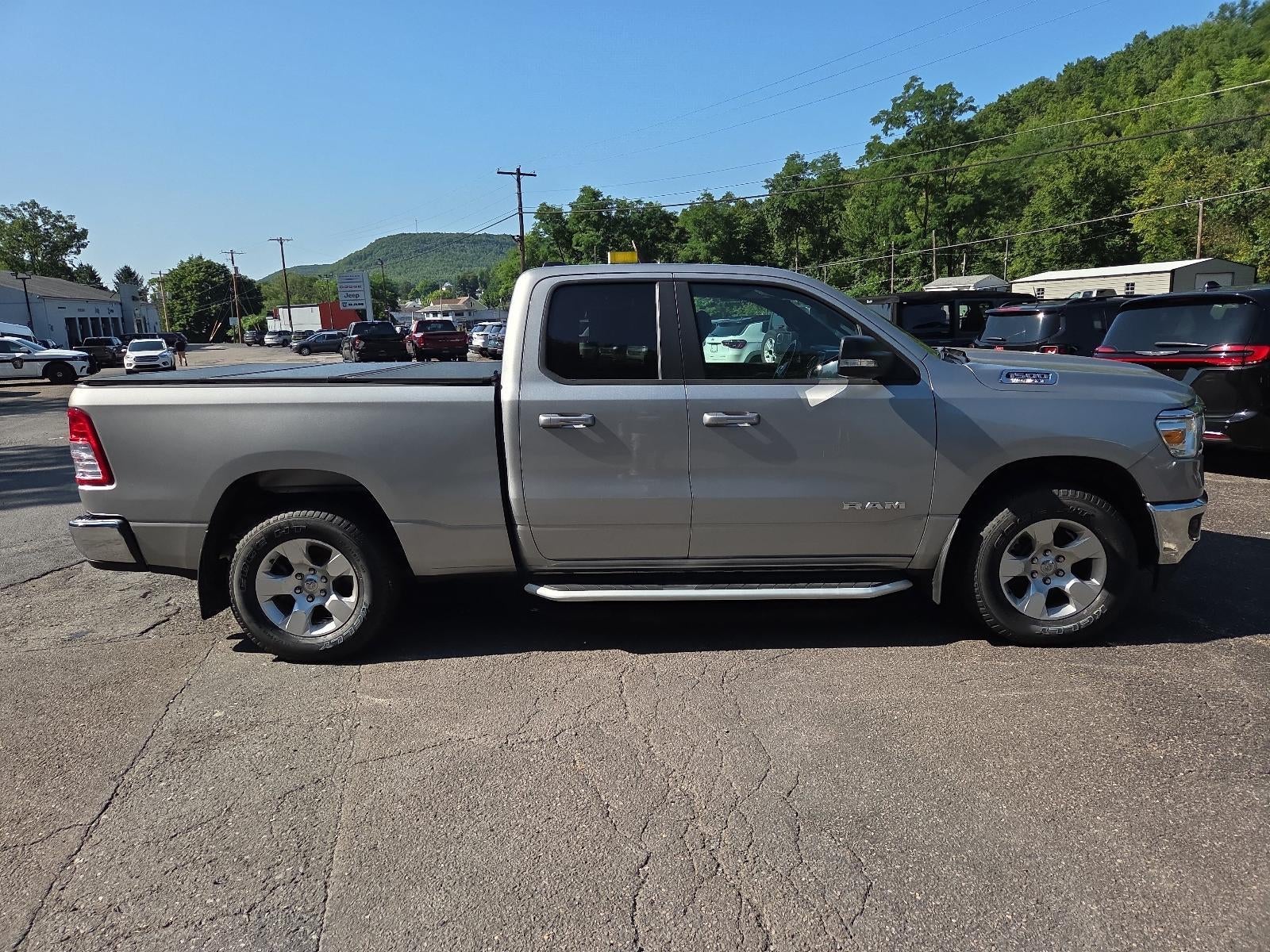 2022 RAM 1500 Big Horn 4x4 Quad Cab 6'4" Box