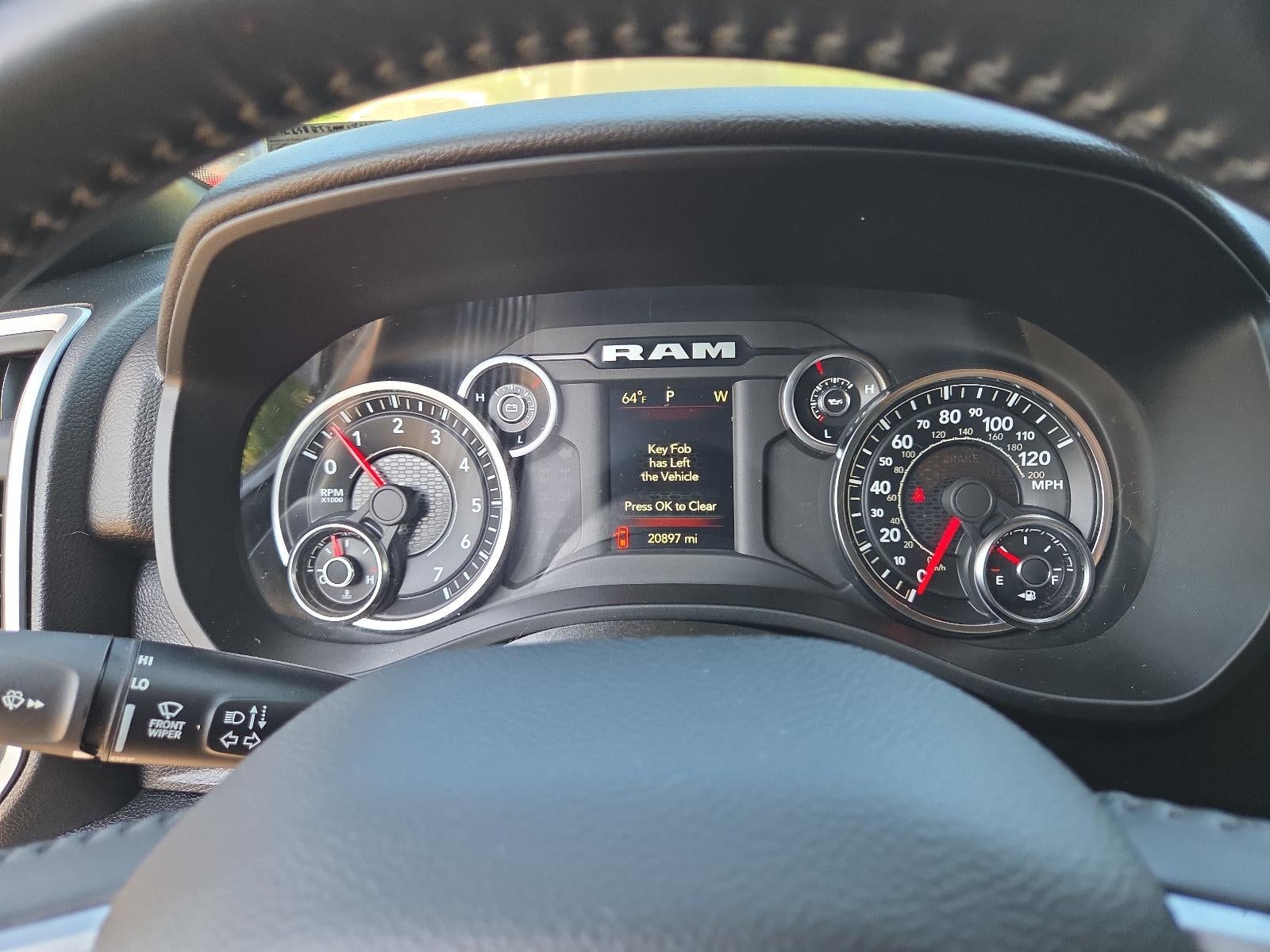 2022 RAM 1500 Big Horn 4x4 Quad Cab 6'4" Box
