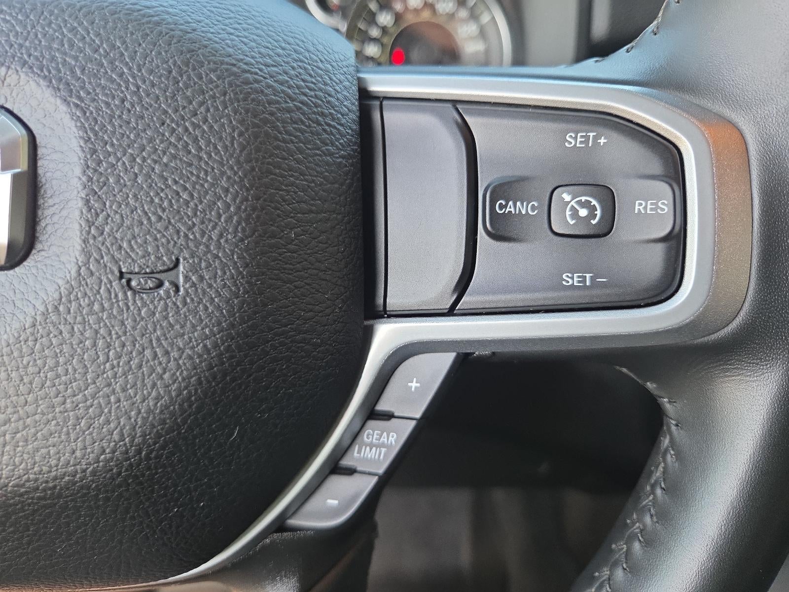 2022 RAM 1500 Big Horn 4x4 Quad Cab 6'4" Box