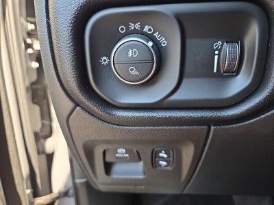 2022 RAM 1500 Big Horn 4x4 Quad Cab 6'4" Box