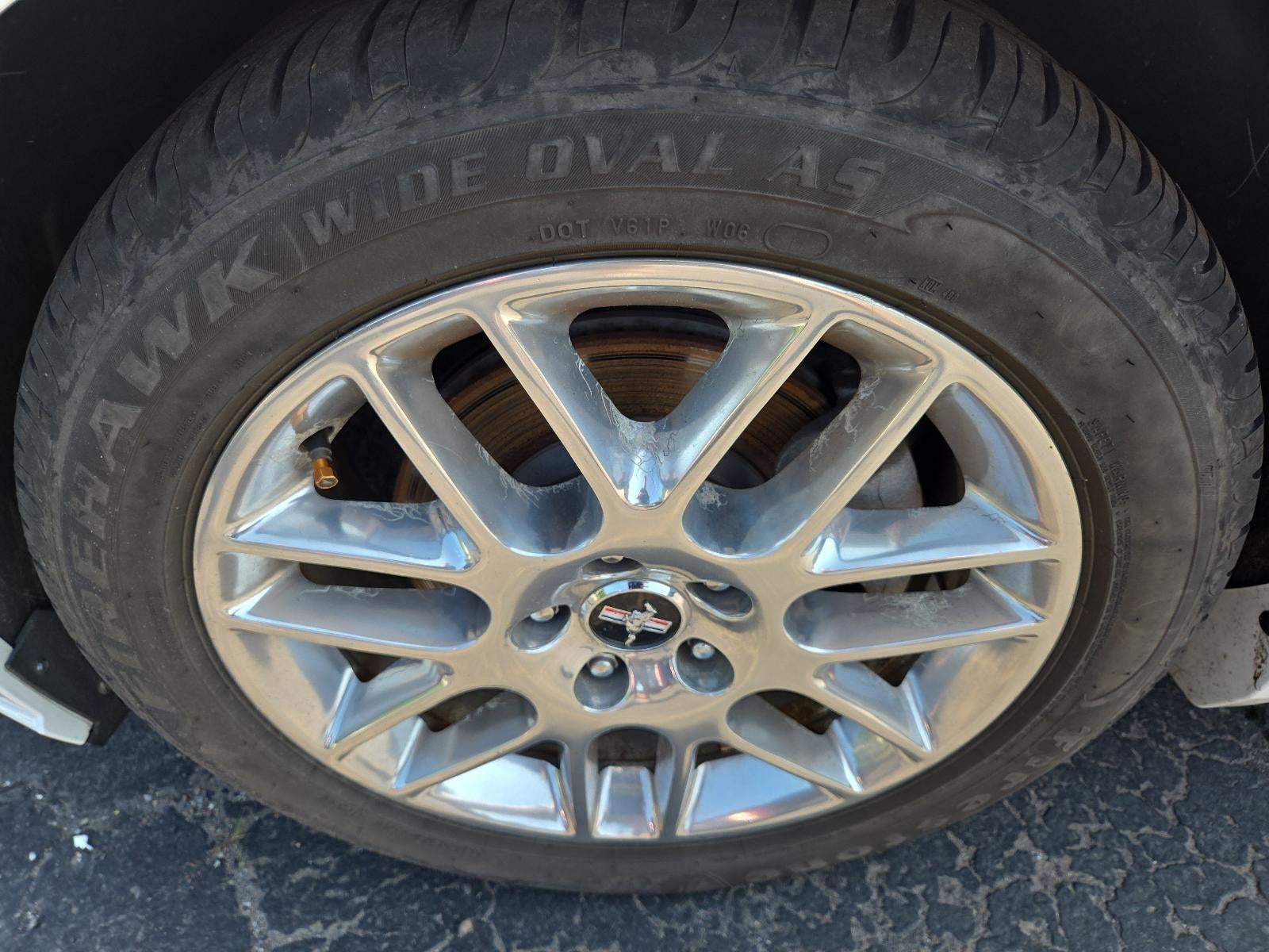2014 Ford Mustang 2dr Cpe V6