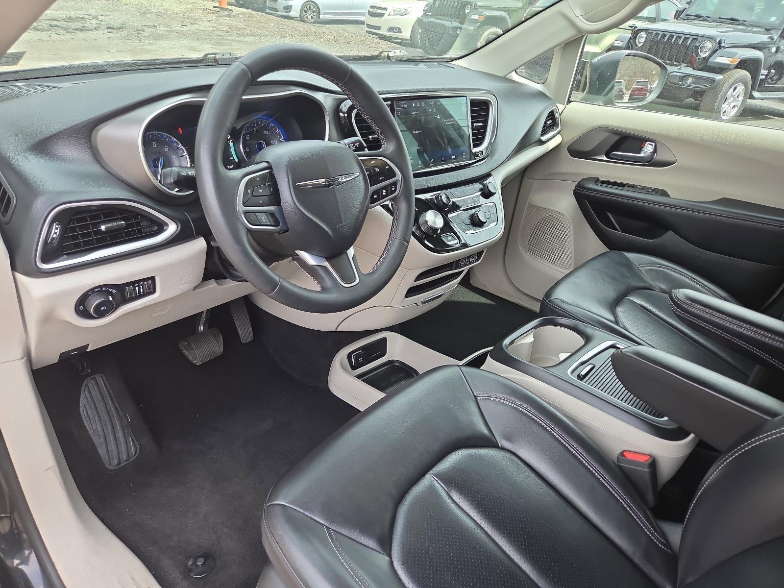 2023 Chrysler Pacifica Touring L FWD