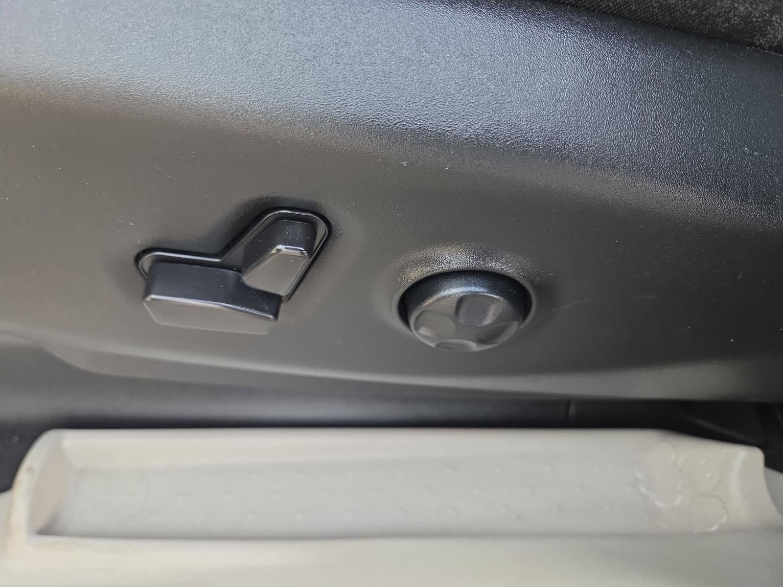 2023 Chrysler Pacifica Touring L FWD